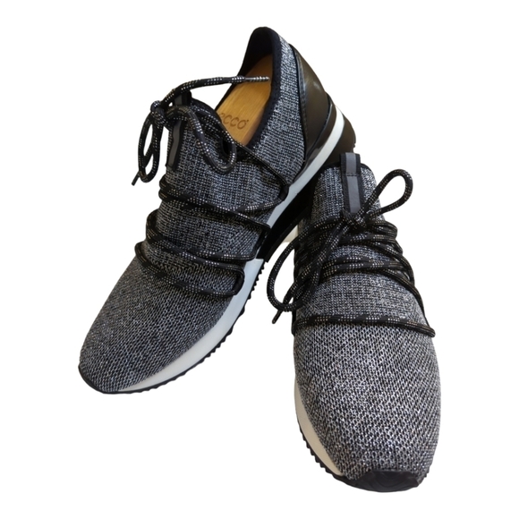 Urban Sport by J/Slides NYC Black Mara Sneaker Metallic Women's NWOB 10 - Picture 11 of 15